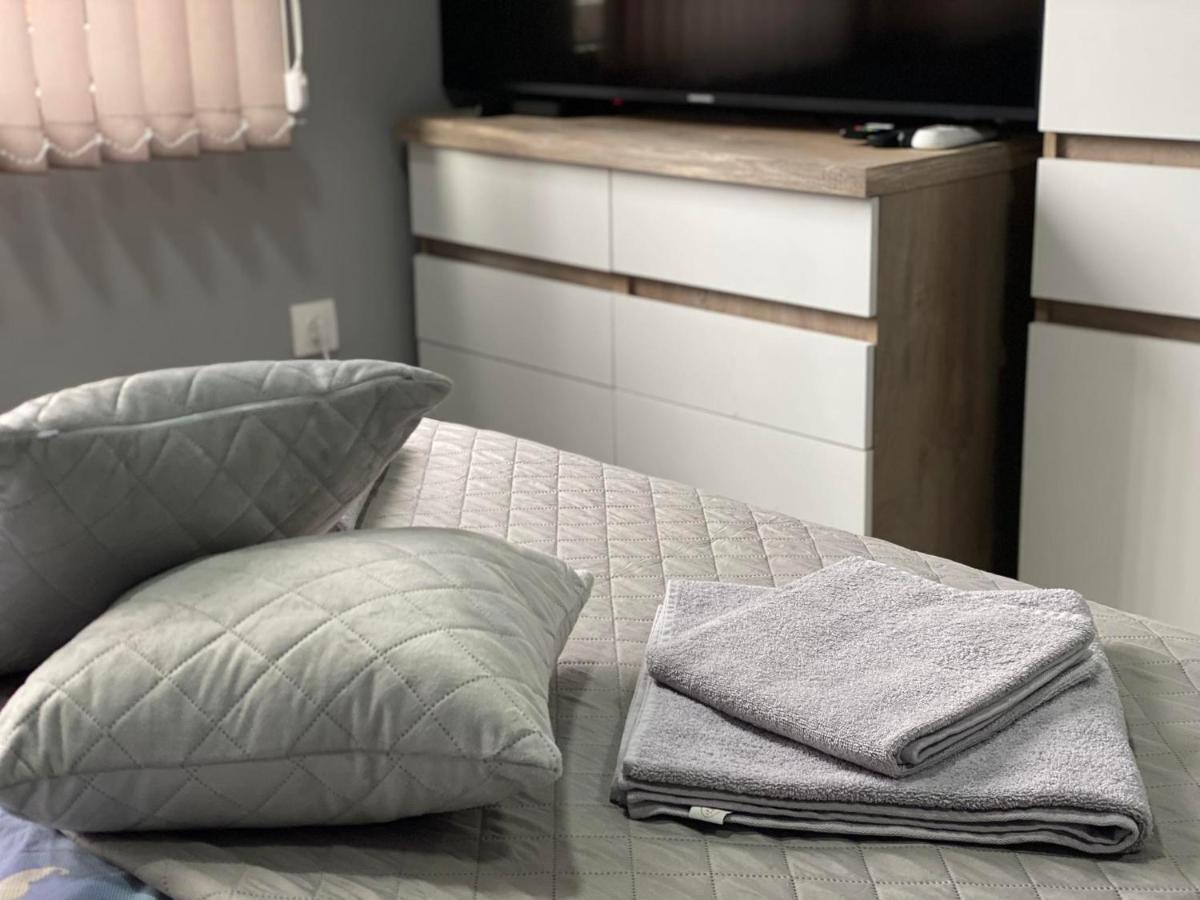 וארנה Nj Luxury Rooms And Suites מראה חיצוני תמונה