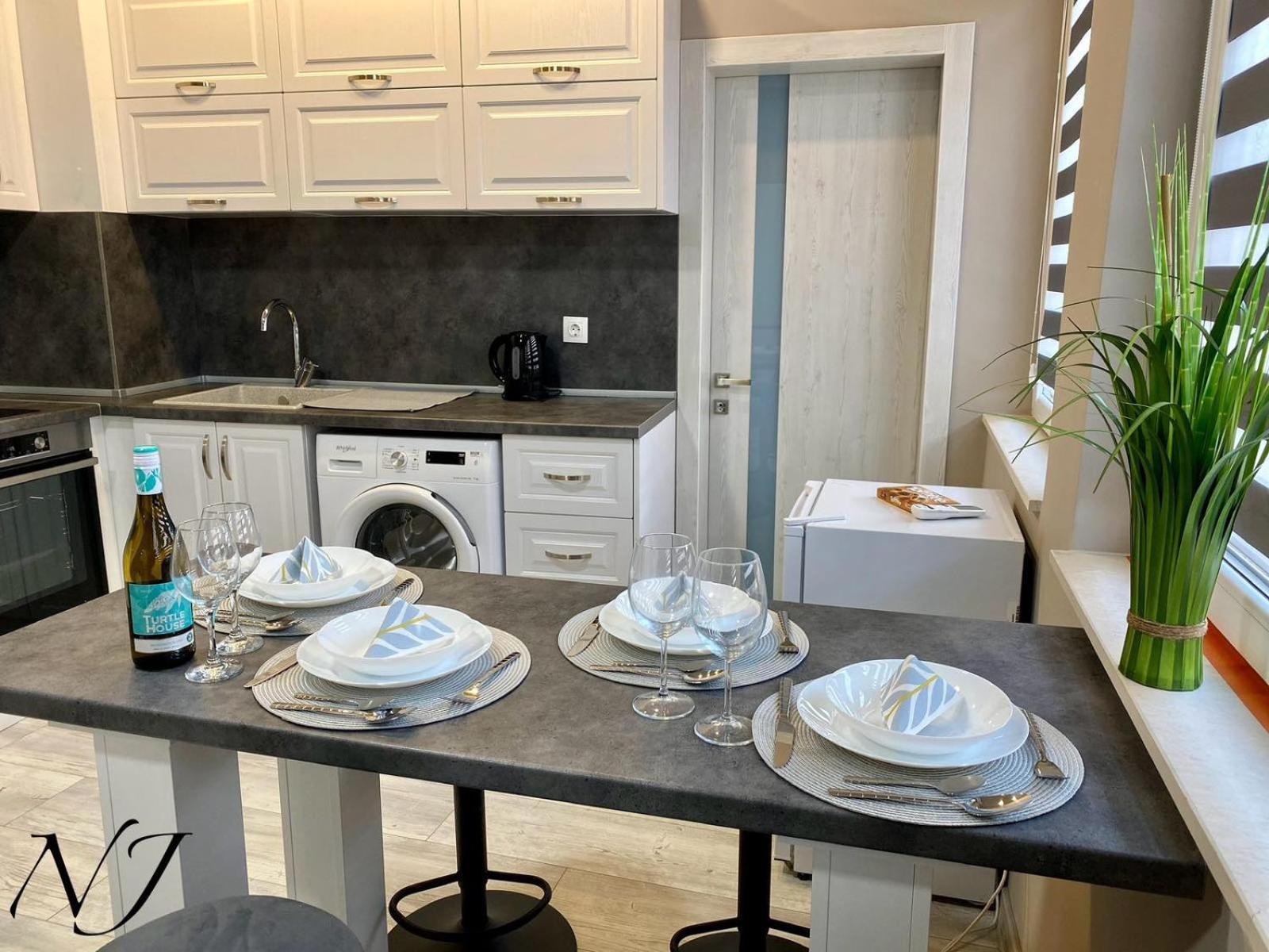וארנה Nj Luxury Rooms And Suites מראה חיצוני תמונה