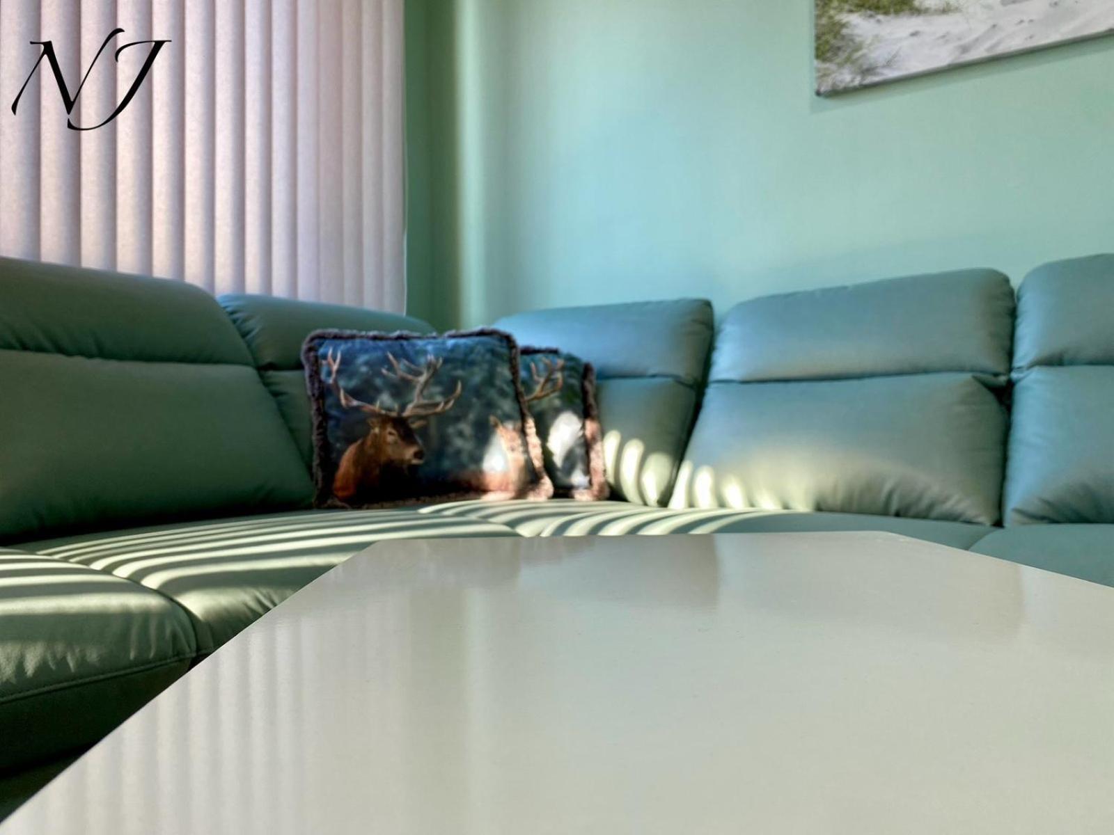 וארנה Nj Luxury Rooms And Suites מראה חיצוני תמונה